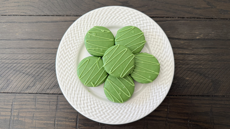 A white plate of Oreo Dill Pickle Flavored Fudge Cookies