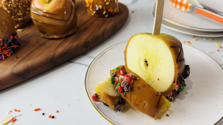 Sliced caramel apple