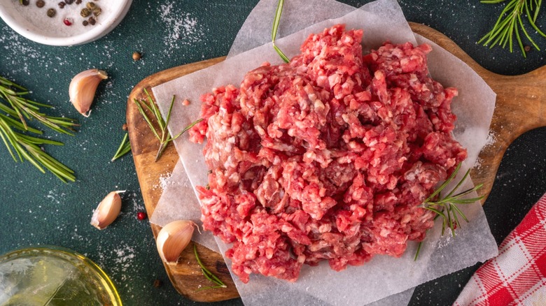 Raw minced ground beef.