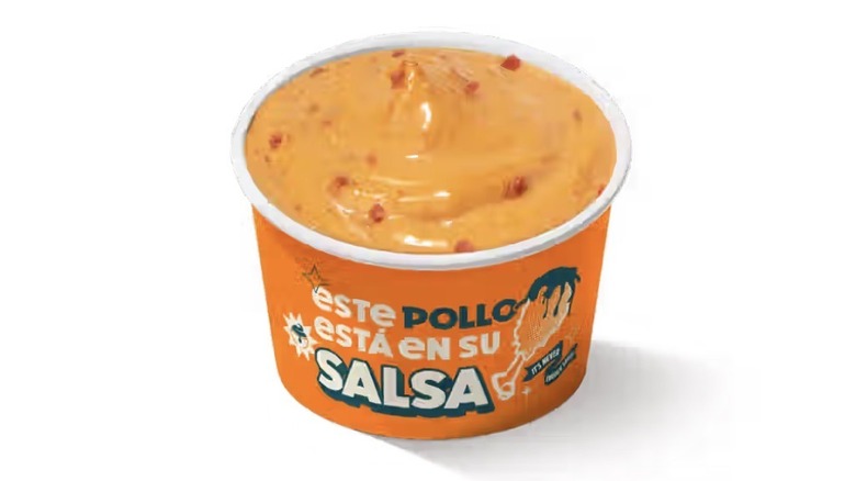 Dipper Mayo Bacon Sauce in a cup