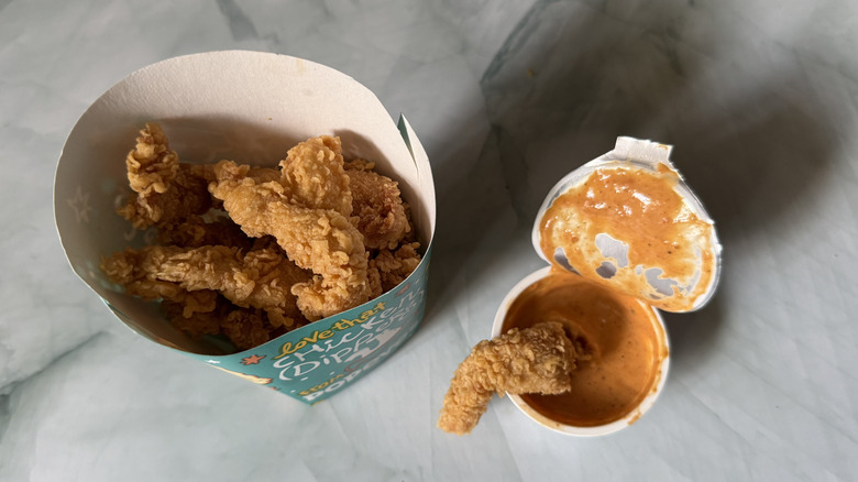 Popeyes Chicken Dippers and Signature Sauce