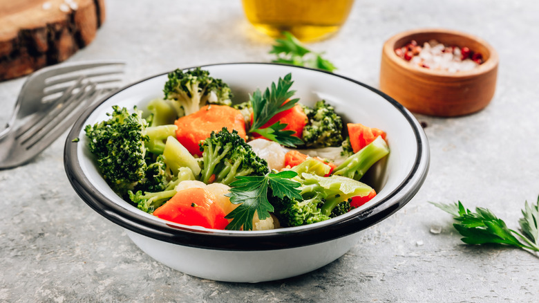 Side dish of cooked plain veggies
