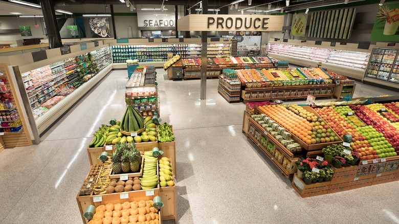 Produce section at a Publix store