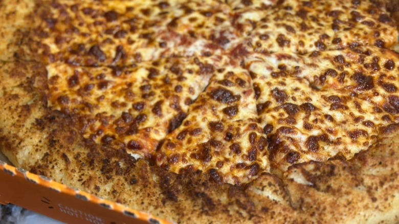 Stuffed Crunch Crust Cheese Pizza