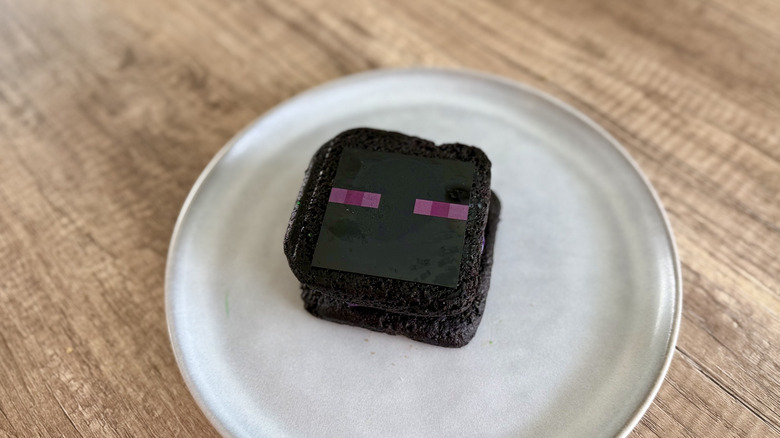 Minecraft Cookies & Cream Sandwich