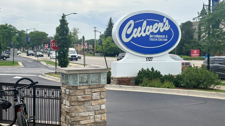 A Culver's street sign at the Glenview, Illinois location