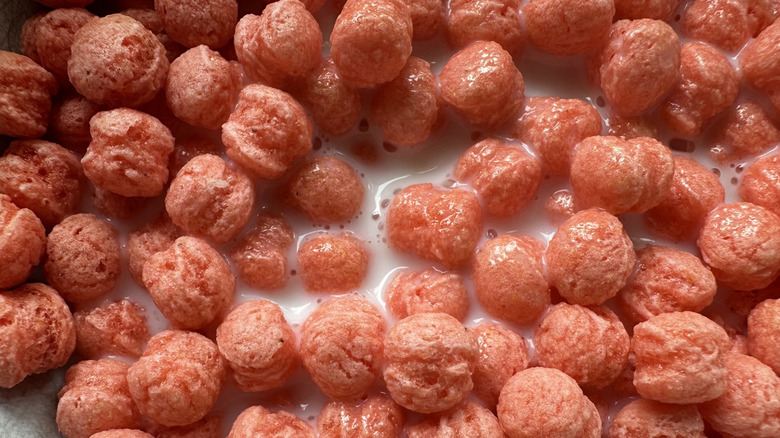 Wicked Glinda Good Berry cereal with milk