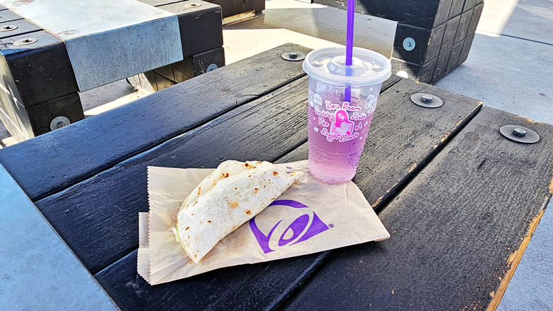 Pretty Pink Baja Blast with a taco