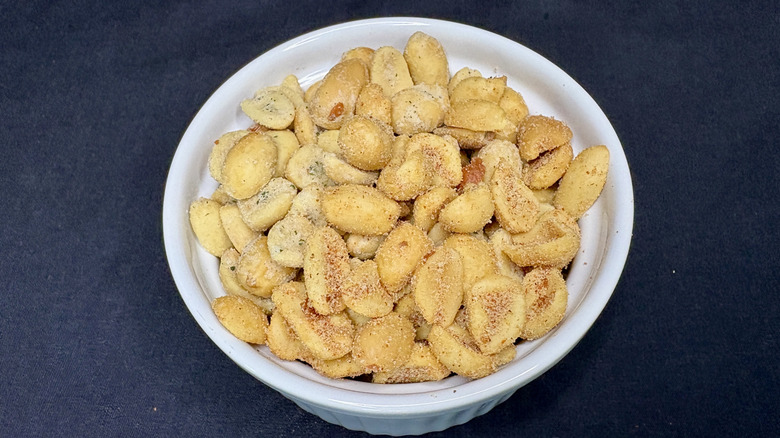 Dish of new limited-edition Planters mixed peanut flavors