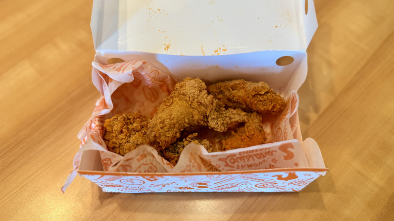 Buffalo dry rub wings