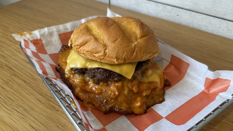 Scorchin' Cheesy Mac Smash in a tray