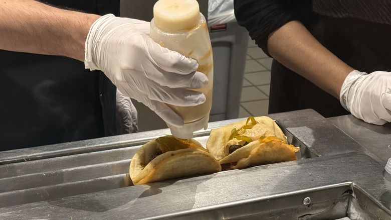 Chalupas being made