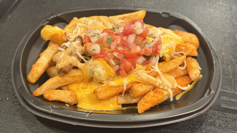 A close up of the Shredded Beef Nacho Fries from Taco Bell in their container
