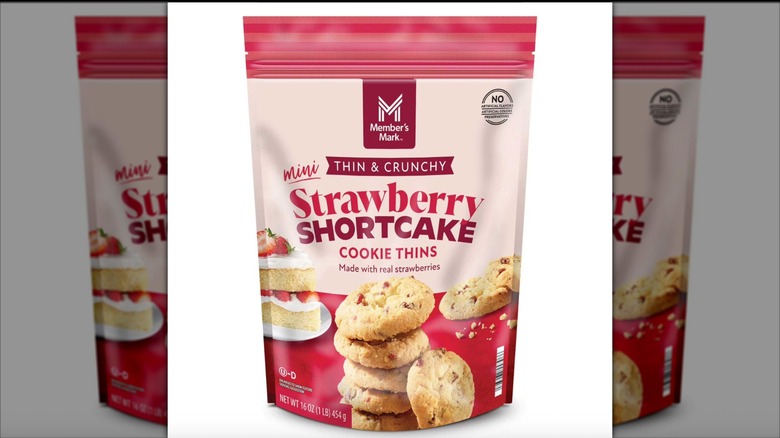 Bag of Member's Mark Mini strawberry Shortcake Cookie Thins