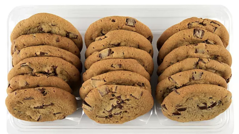 Chocolate chip cookies in three rows