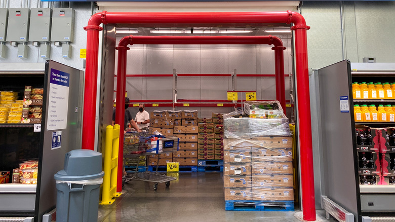 Sam's Club produce section