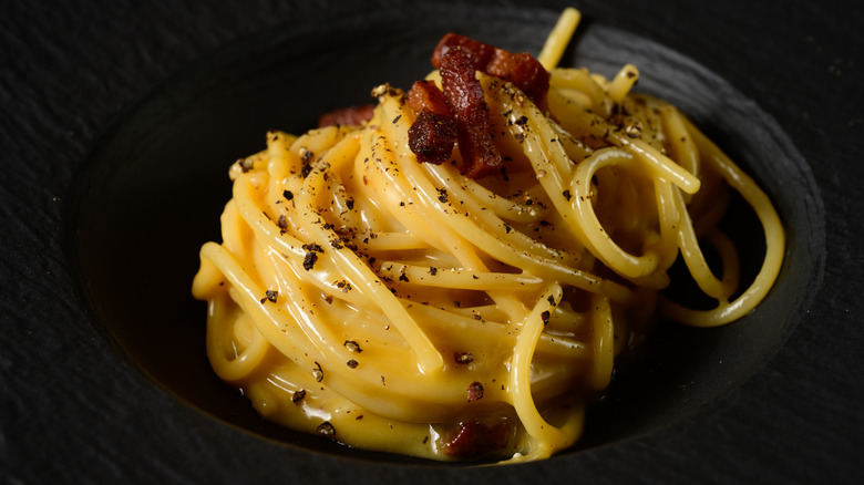 Close up of spaghetti carbonara