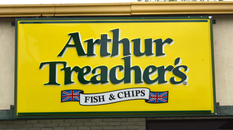 Arthur Treacher's Fish & Chips signage