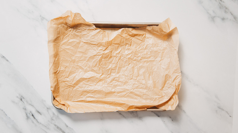 Baking sheet with parchment paper