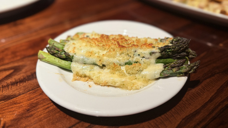 Fresh Steamed Asparagus at LongHorn Steakhouse