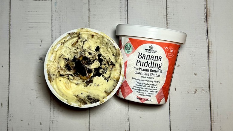 open and closed banana pudding