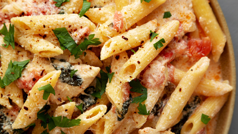 Creamy chicken pasta with bacon bits