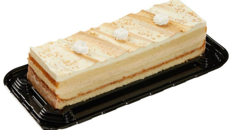 Kirkland Signature crème brȗlée bar cake