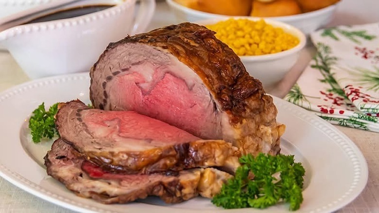The Holiday Prime Rib packs from Texas Roadhouse set out on plates.