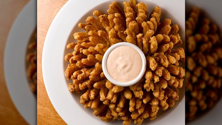 The Cactus Blossom appetizer from Texas Roadhouse.