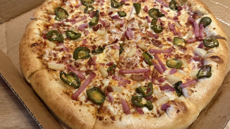 Pizza Hut's Spicy Hawaiian Lover