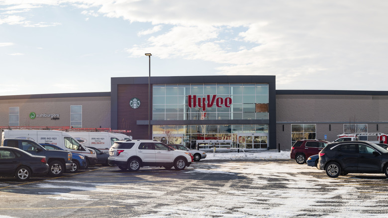 Hy-Vee storefront