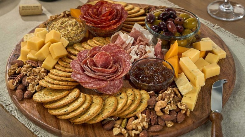 meats, cheeses, crackers, and accompaniments from the Member's Mark charcuterie kit