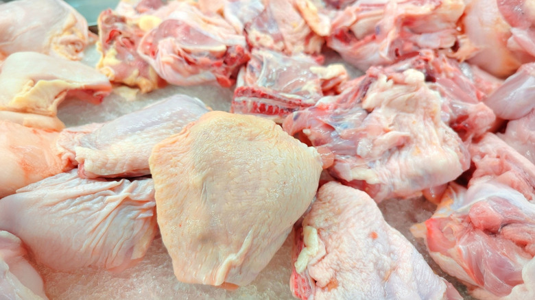 Frozen raw chicken pieces