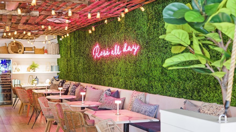 Interior of Hampton Social in Chicago
