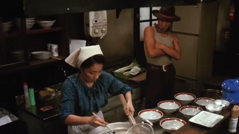 People cooking ramen in "Tampopo"