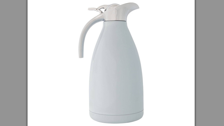 Profile shot of the Crofton Insulated Stainless Steel Carafe