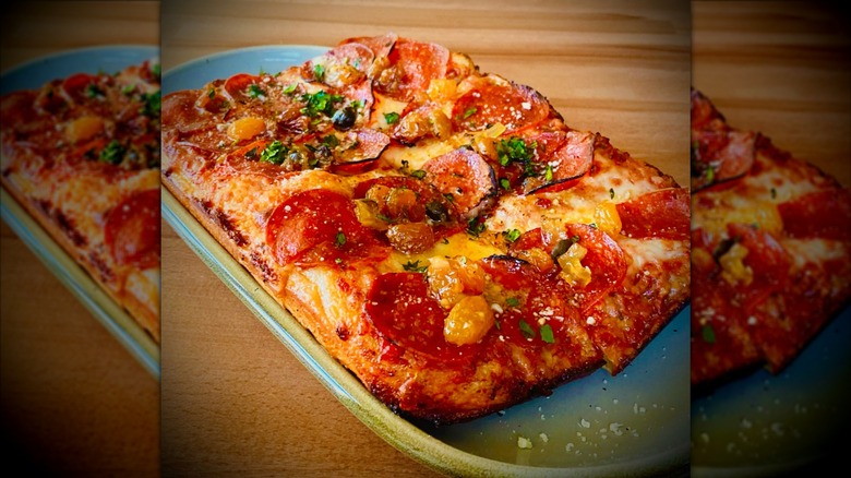 Pizza with pepperoni from Pomelia restaurant in Maine