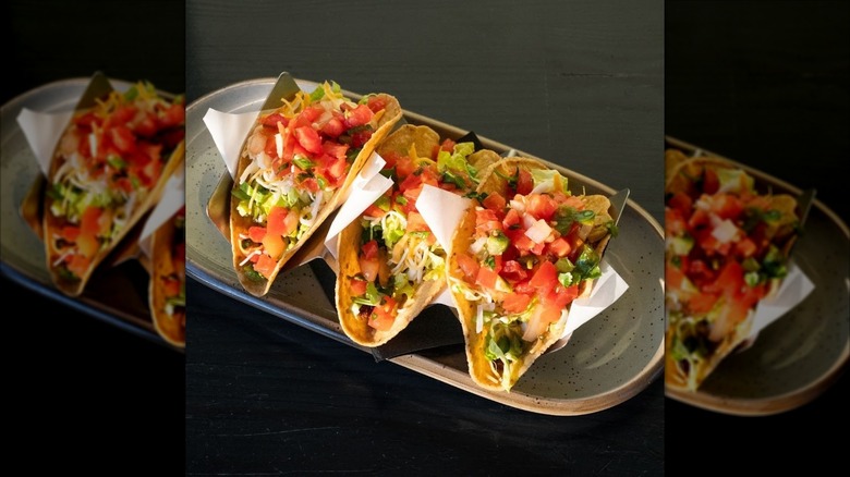 Arzola's Fajitas & Margaritas tacos