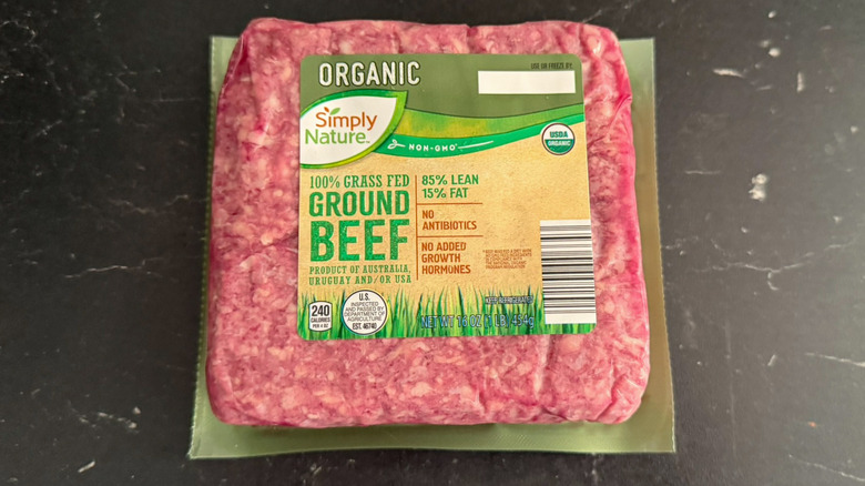 A package of Aldi's Simply Nature 100% grass-fed ground beef 15% fat