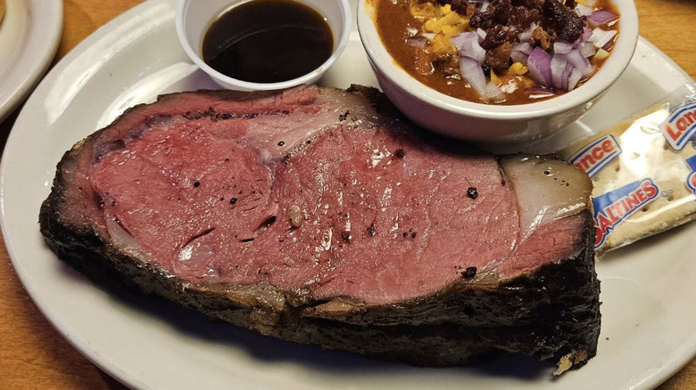 Texas Roadhouse Prime Rib with side of au jus and cup of soup