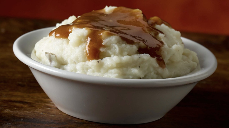 Texas Roadhouse Mashed Potatoes with gravy