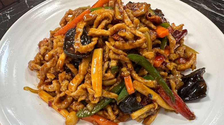 Custom order Chinese dish from Corner 21 Chinese Cuisine.