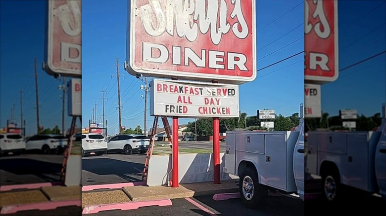 Sherri's Diner exterior roadside signage saying breakfast served all day
