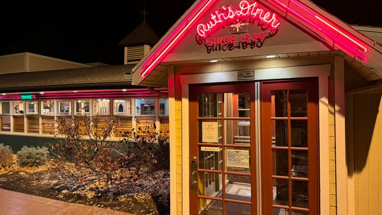Ruth's Diner exterior with red neon signage