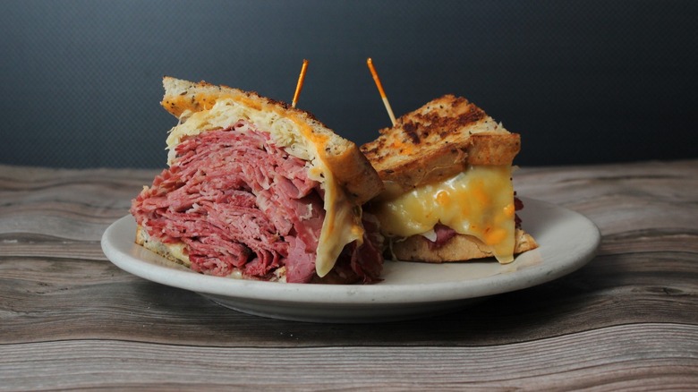 Katz's Deli sandwich