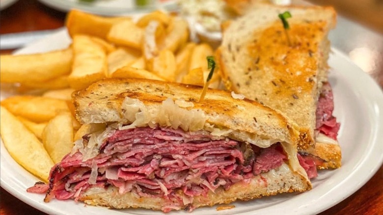 A Rueben with thick fries