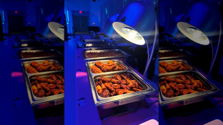 Harmony's Kitchen chicken under heat lamp in buffet trats