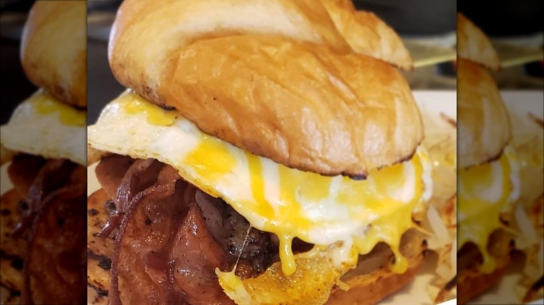 Little Jerry's burger