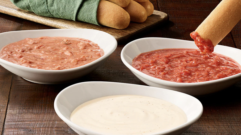 Dipping sauces with breadsticks Olive Garden
