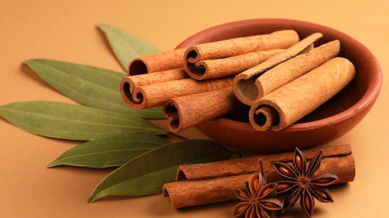 Bay leaves, anise, and cinnamon sticks